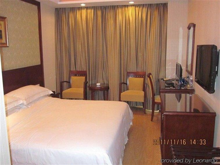 Vienna Hotel In Pinghu Square 深セン市 部屋 写真
