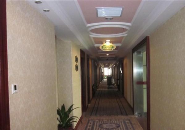 Vienna Hotel In Pinghu Square 深セン市 エクステリア 写真